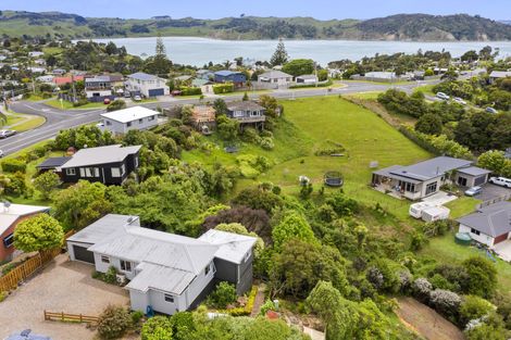 Photo of property in 24b Manukau Road, Raglan, 3225