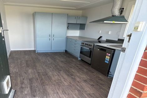 Photo of property in 15 Seaview Terrace, Kew, Dunedin, 9012