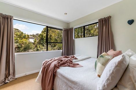 Photo of property in 2/41 Lyons Avenue, Murrays Bay, Auckland, 0630