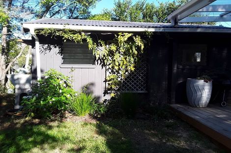 Photo of property in 1/22 Neptune Avenue, Beach Haven, Auckland, 0626