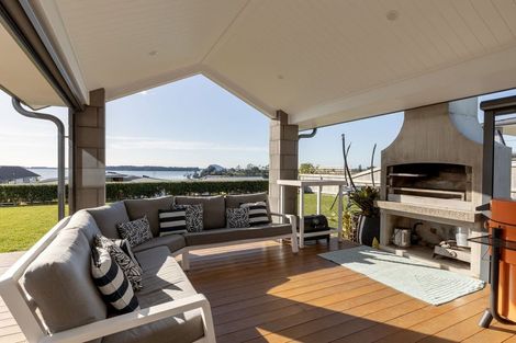 Photo of property in 5 Wairere Rise, Omokoroa, 3114