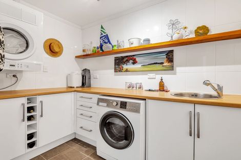 Photo of property in 14 Kaipara Hills Road, Glorit, Warkworth, 0984