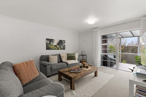 Photo of property in 1/19 Danbury Drive, Torbay, Auckland, 0630
