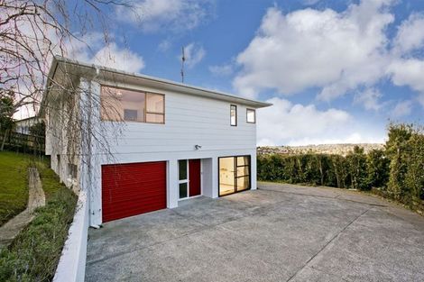 Photo of property in 603a Glenfield Road, Totara Vale, Auckland, 0629