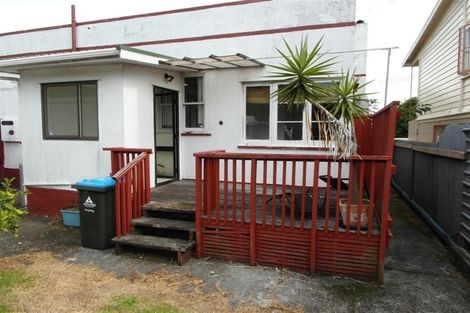 Photo of property in 12 Woodford Road, Mount Eden, Auckland, 1024