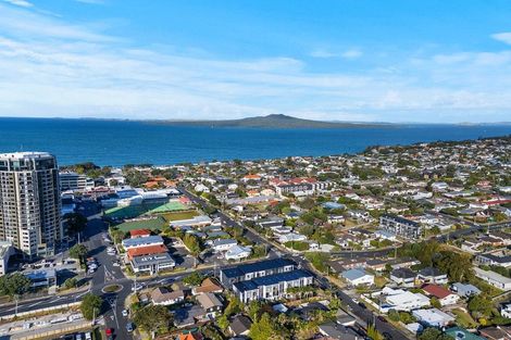 Photo of property in 4/27 Bracken Avenue, Takapuna, Auckland, 0622