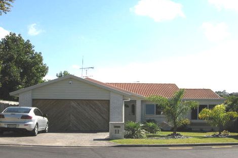 Photo of property in 11 Shannon Place, Torbay, Auckland, 0630