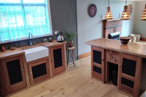 Photo of property in 24 Nixon Street, Tinwald, Ashburton, 7700