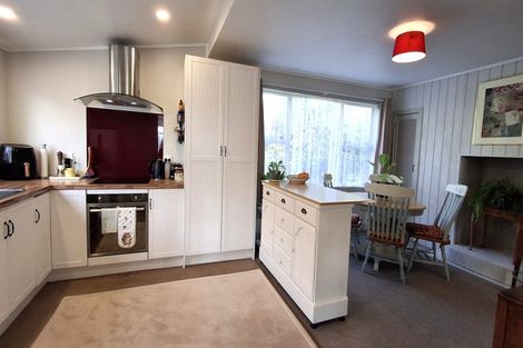 Photo of property in 154 Stanley Avenue, Te Aroha, 3320
