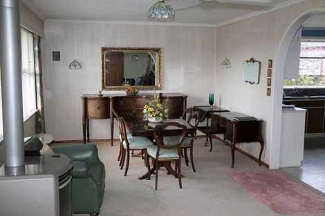 Photo of property in 76 Rhodes Street, Waimate, 7924