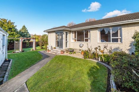 Photo of property in 2/16 Oldham Crescent, Halswell, Christchurch, 8025