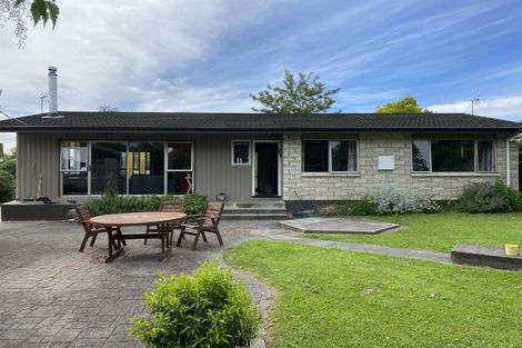 Photo of property in 11 Brookvale Road, Havelock North, 4130