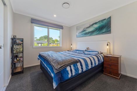 Photo of property in 2 Piharau Crescent, Hurdon, New Plymouth, 4310