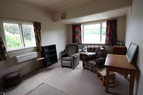 Photo of property in 160 Main South Road, Green Island, Dunedin, 9018