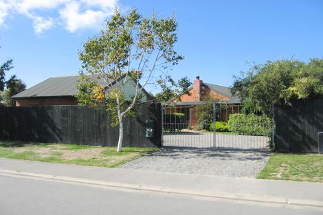 Photo of property in 27 Durrell Way, Rolleston, 7614