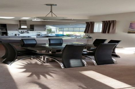 Photo of property in 48 Dyers Pass Road, Cashmere, Christchurch, 8022