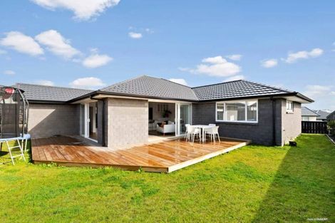 Photo of property in 73 Te Paea Avenue, Paerata, 2124