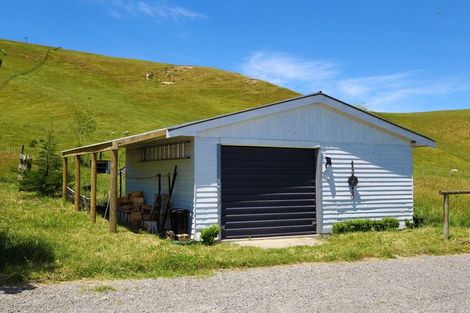 Photo of property in 30 Kawera Road, Pukehamoamoa, Hastings, 4179