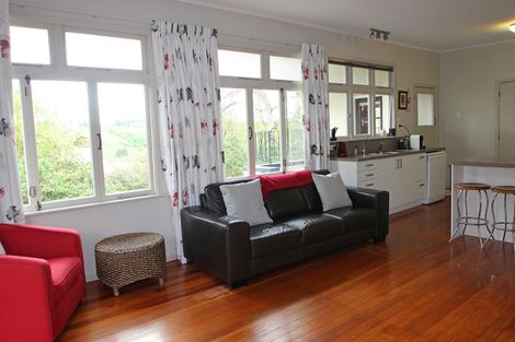 Photo of property in 14 Solway Street, Holmes Hill, Oamaru, 9401
