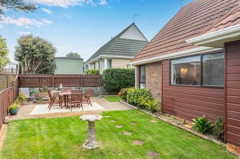 Photo of property in 115 Hillcrest Road, Raumati Beach, Paraparaumu, 5032