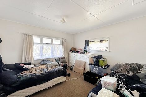 Photo of property in 18 Cornfoot Street, Castlecliff, Whanganui, 4501