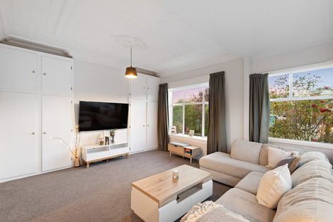 Photo of property in 15 West Avenue, Saint Clair, Dunedin, 9012