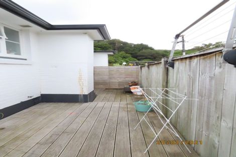 Photo of property in 2/1003 Fergusson Drive, Ebdentown, Upper Hutt, 5018