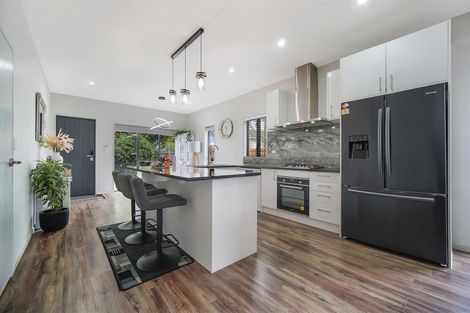 Photo of property in 11a Kent Road, Manurewa, Auckland, 2102