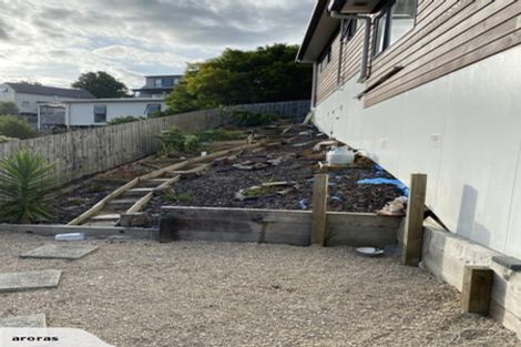 Photo of property in 3/20 Glen Vista Place, Bayview, Auckland, 0629