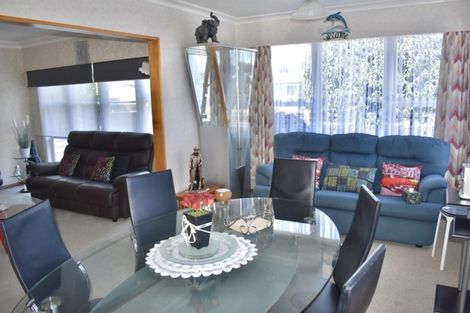 Photo of property in 5 Ross Street, Levin, 5510