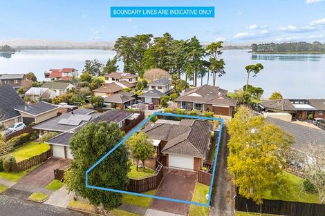 Photo of property in 86 Carnoustie Drive, Wattle Downs, Auckland, 2103
