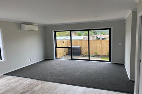 Photo of property in 8/64 Glen Road, Stokes Valley, Lower Hutt, 5019