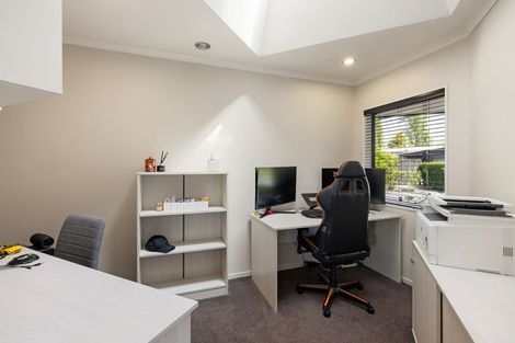 Photo of property in 10 Harrowfield Drive, Harrowfield, Hamilton, 3210