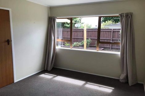 Photo of property in 6a Tatua Place, Conifer Grove, Takanini, 2112