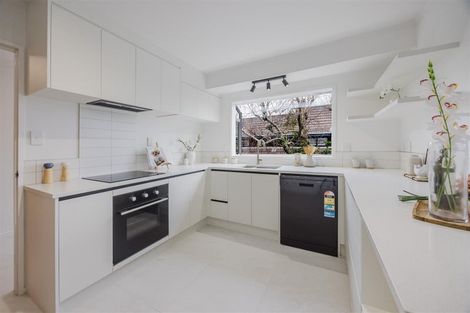 Photo of property in 1/5 Kadina Place, Botany Downs, Auckland, 2010