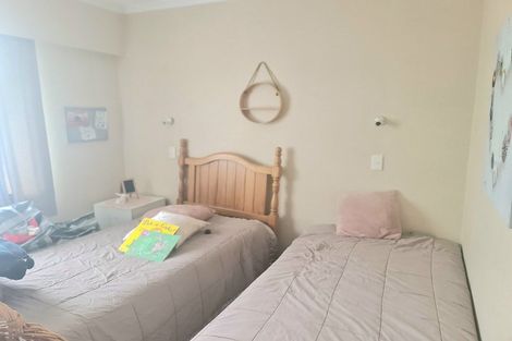 Photo of property in 11 Mccallum Street, Dannevirke, 4930