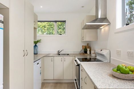 Photo of property in 3 Brydon Way, Paparangi, Wellington, 6037