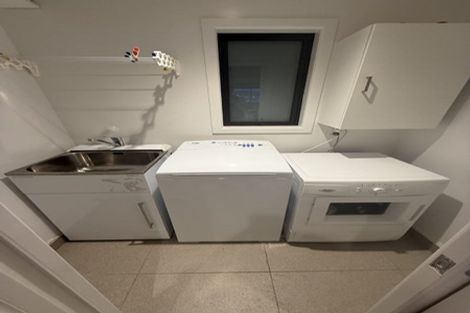 Photo of property in 8b Frandi Street, Thorndon, Wellington, 6011