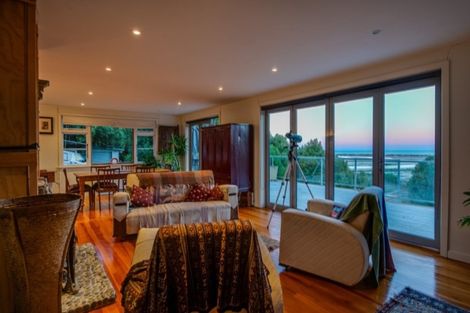 Photo of property in 93 Mount Pleasant Road, Mount Pleasant, Christchurch, 8081