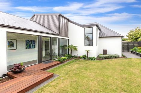 Photo of property in 32b Penruddock Rise, Westmorland, Christchurch, 8025