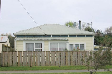 Photo of property in 3 Frances Street, Foxton, 4814