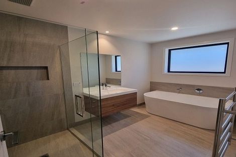 Photo of property in 34 Cheviot Street, Jacks Point, 9371