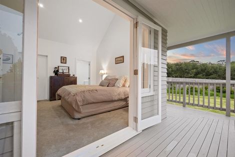 Photo of property in 298 Rimmer Road, Helensville, 0875