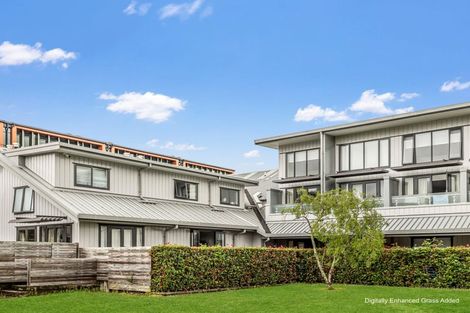 Photo of property in 4a/30 Westward Ho, Glen Eden, Auckland, 0602