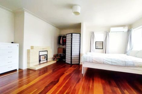 Photo of property in 416 West Coast Road, Glen Eden, Auckland, 0602