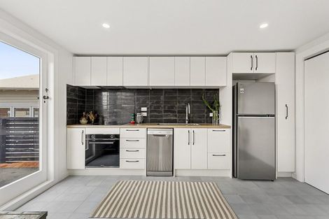 Photo of property in 39 Mills Road, Brooklyn, Wellington, 6021