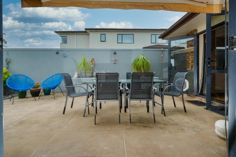 Photo of property in 250a Te Atatu Road, Te Atatu South, Auckland, 0610