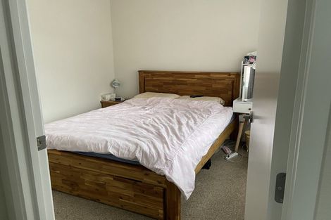 Photo of property in 12 Honour Road, Papakura, 2110