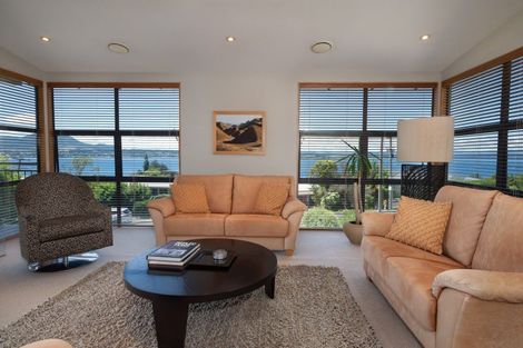 Photo of property in 18 Wakeman Road, Acacia Bay, Taupo, 3330