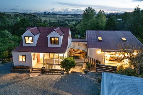 Photo of property in 295 Kanohi Road, Kaukapakapa, 0873